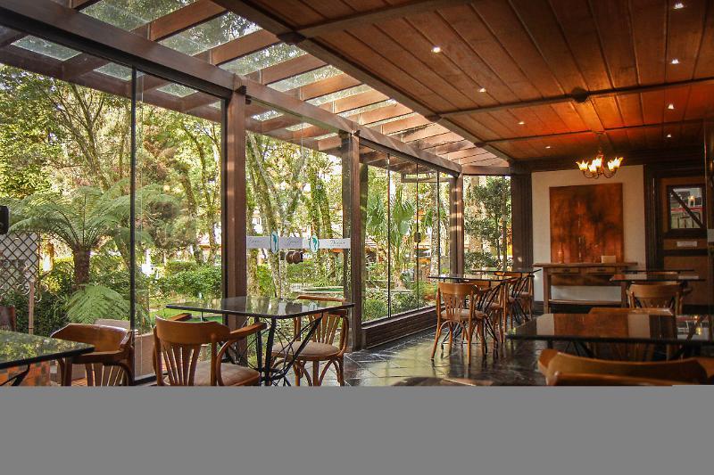 Bavaria Sport Hotel Gramado Exterior foto The restaurant at the hotel
